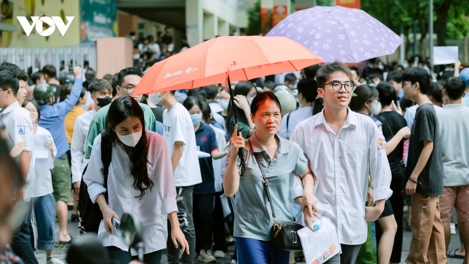 Giáo viên nhận định đề thi Ngữ văn "có đất" cho học sinh khá giỏi thể hiện